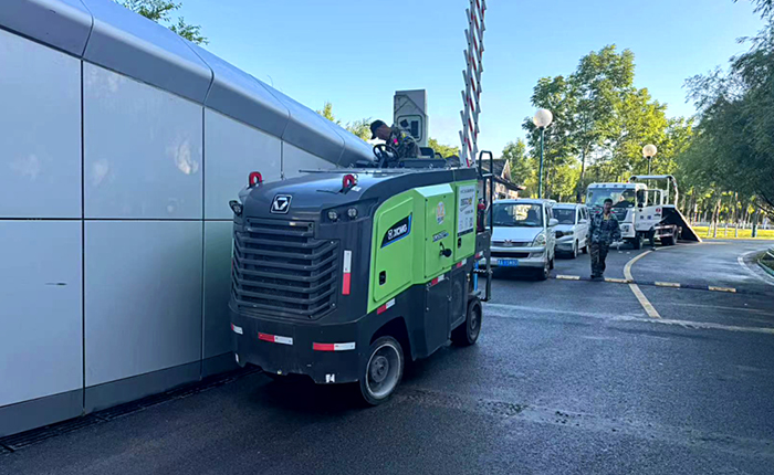 全国首台-yl23455永利XM505EP新能源铣刨机