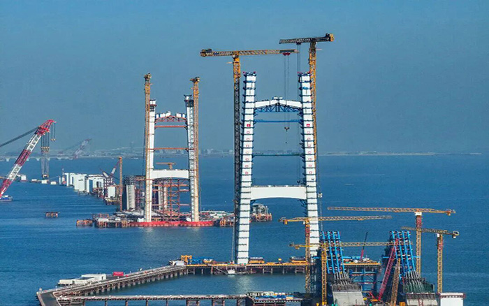 超级工程，yl23455永利“双塔”助力封顶！