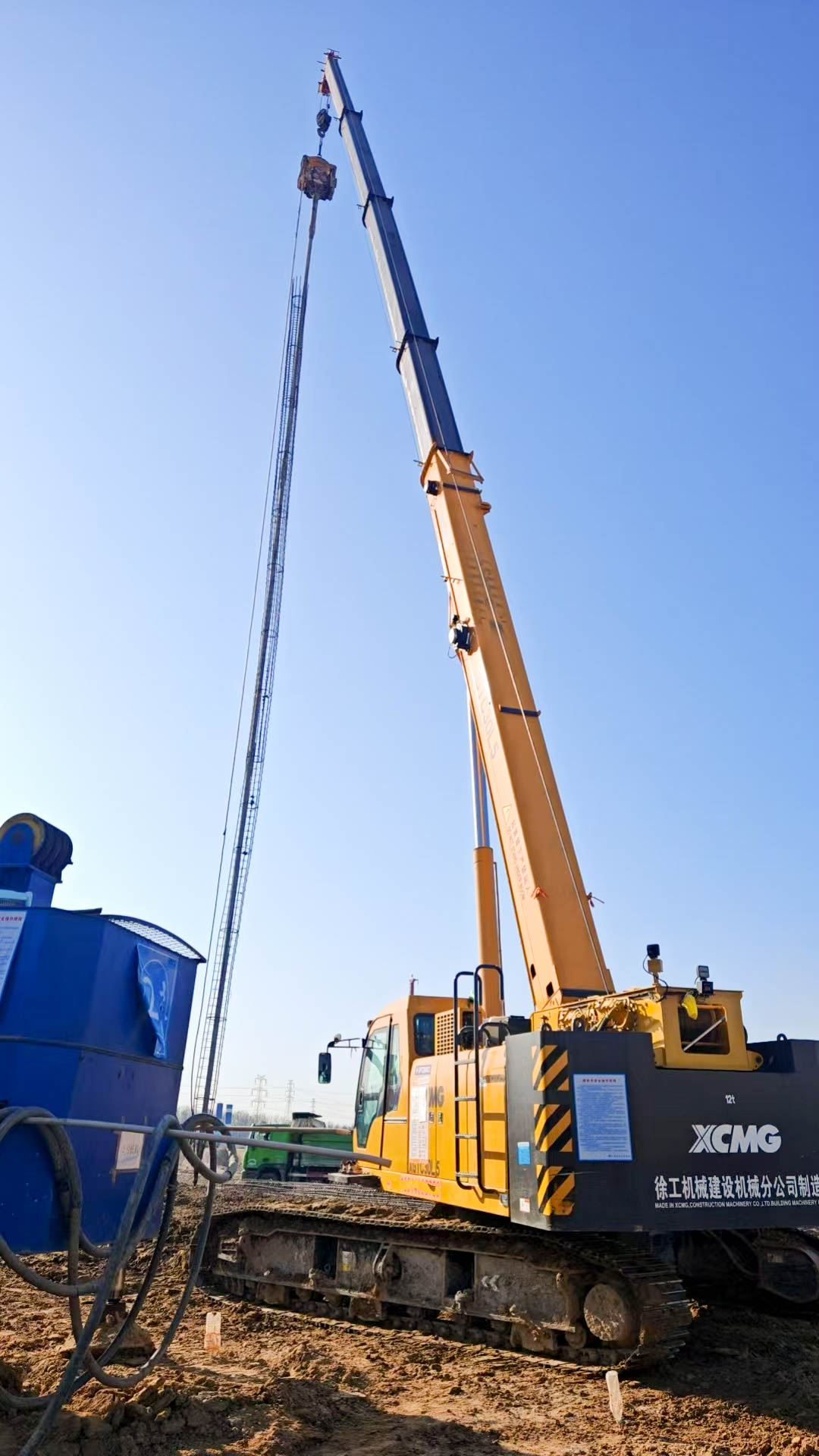 听说工地来了个“巨能扛”？这波操作稳了！XGTC30L5吊装钢筋笼现场纪实