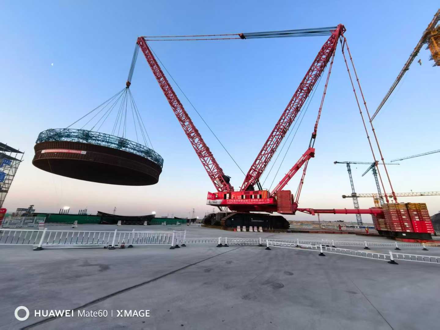 2小时15分钟能做什么？把核岛43米“钢铁内胆”一次放准！